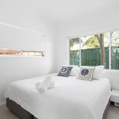 Fingal Bay Beach House - Water Views And Seconds From The Beach Exterior photo
